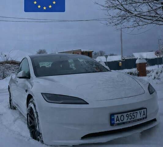 Білий Тесла Модель 3, об'ємом двигуна 0 л та пробігом 29 тис. км за 28500 $, фото 1 на Automoto.ua