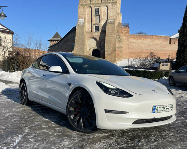 Білий Тесла Модель 3, об'ємом двигуна 0 л та пробігом 78 тис. км за 26200 $, фото 1 на Automoto.ua