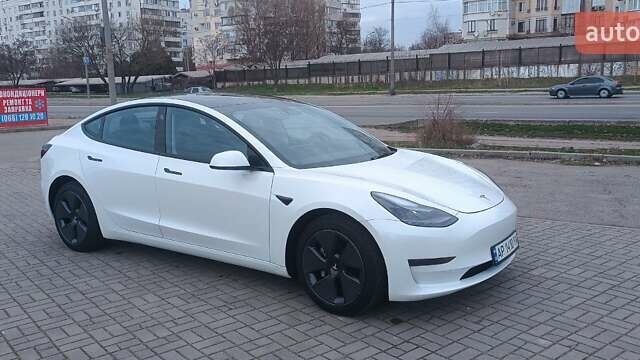 Белый Тесла Модель 3, объемом двигателя 0 л и пробегом 10 тыс. км за 21600 $, фото 1 на Automoto.ua