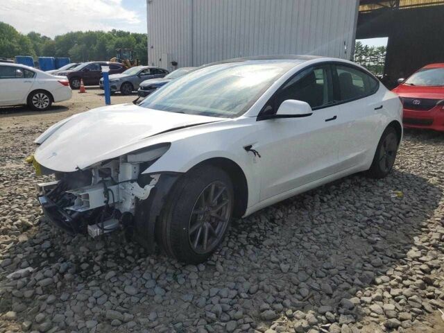 Білий Тесла Модель 3, об'ємом двигуна 0 л та пробігом 81 тис. км за 9500 $, фото 1 на Automoto.ua
