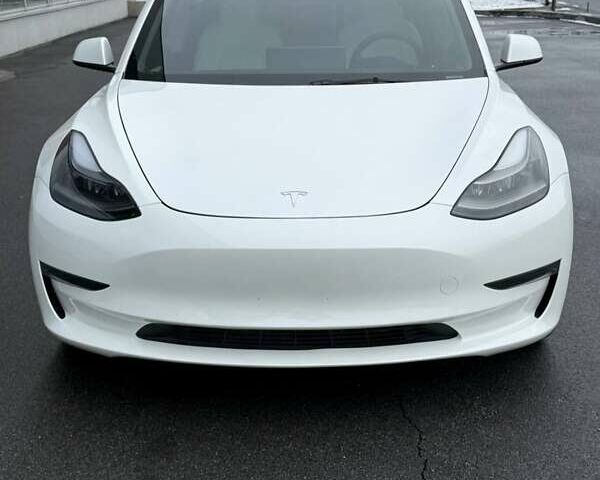 Белый Тесла Модель 3, объемом двигателя 0 л и пробегом 12 тыс. км за 21500 $, фото 1 на Automoto.ua