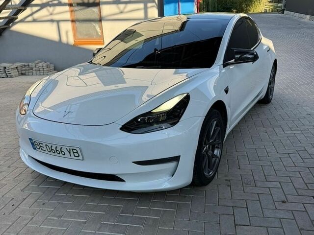 Белый Тесла Модель 3, объемом двигателя 0 л и пробегом 25 тыс. км за 20500 $, фото 1 на Automoto.ua