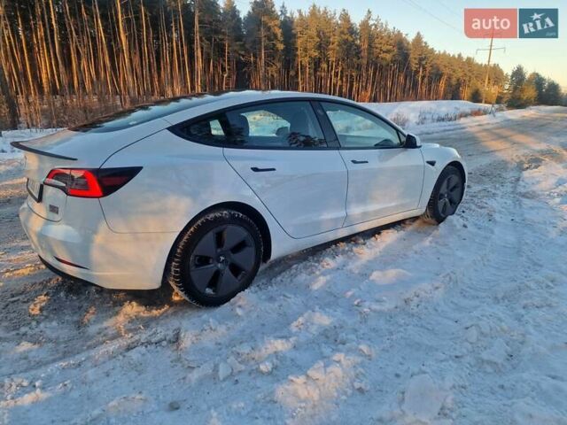 Белый Тесла Модель 3, объемом двигателя 0 л и пробегом 34 тыс. км за 18800 $, фото 1 на Automoto.ua