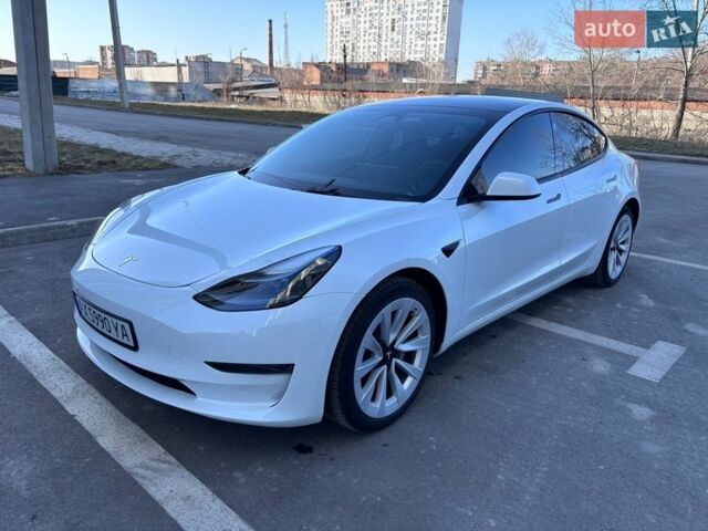 Белый Тесла Модель 3, объемом двигателя 0 л и пробегом 22 тыс. км за 21000 $, фото 1 на Automoto.ua