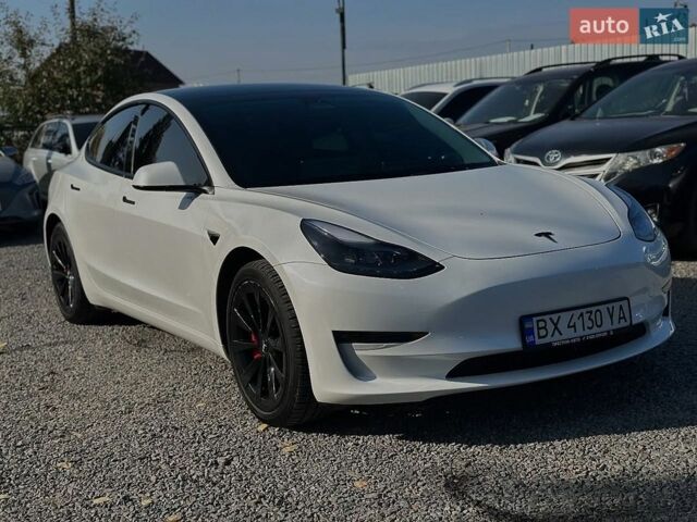 Белый Тесла Модель 3, объемом двигателя 0 л и пробегом 7 тыс. км за 16900 $, фото 1 на Automoto.ua
