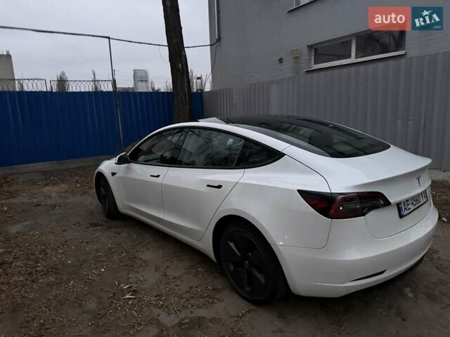 Білий Тесла Модель 3, об'ємом двигуна 0 л та пробігом 40 тис. км за 22000 $, фото 1 на Automoto.ua
