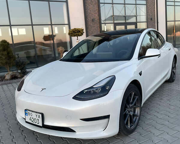 Белый Тесла Модель 3, объемом двигателя 0 л и пробегом 14 тыс. км за 23500 $, фото 1 на Automoto.ua