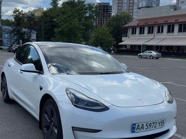 Білий Тесла Модель 3, об'ємом двигуна 0 л та пробігом 67 тис. км за 20800 $, фото 1 на Automoto.ua