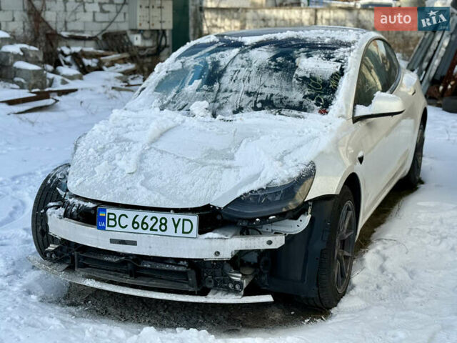 Білий Тесла Модель 3, об'ємом двигуна 0 л та пробігом 46 тис. км за 15900 $, фото 1 на Automoto.ua