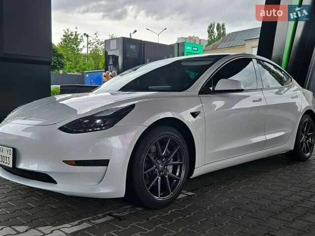 Белый Тесла Модель 3, объемом двигателя 0 л и пробегом 53 тыс. км за 20900 $, фото 1 на Automoto.ua