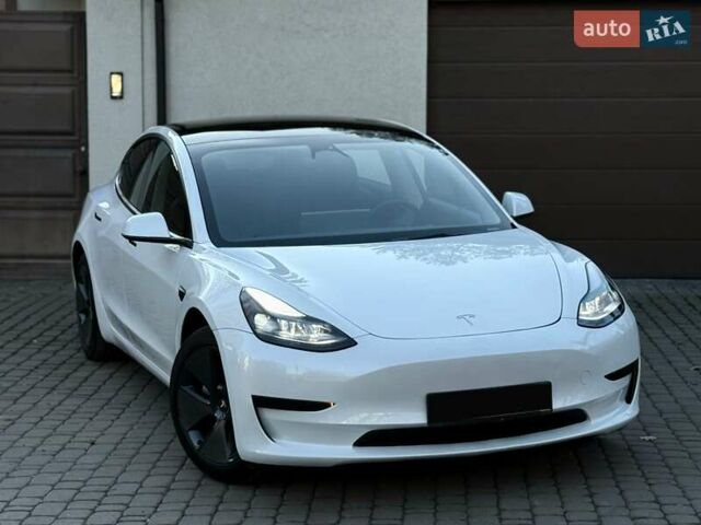 Белый Тесла Модель 3, объемом двигателя 0 л и пробегом 34 тыс. км за 18900 $, фото 1 на Automoto.ua