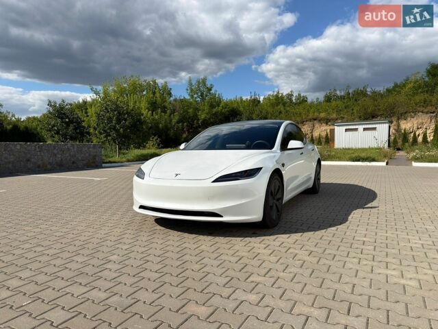 Белый Тесла Модель 3, объемом двигателя 0 л и пробегом 18 тыс. км за 25500 $, фото 1 на Automoto.ua
