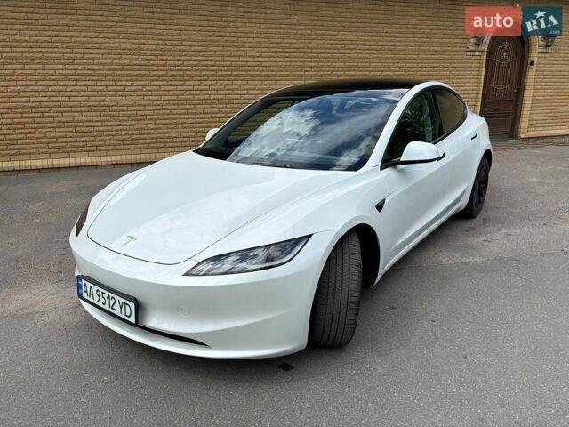 Белый Тесла Модель 3, объемом двигателя 0 л и пробегом 33 тыс. км за 29500 $, фото 1 на Automoto.ua