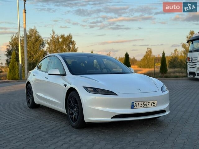 Белый Тесла Модель 3, объемом двигателя 0 л и пробегом 39 тыс. км за 23500 $, фото 1 на Automoto.ua