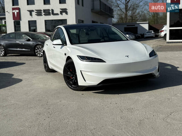 Білий Тесла Модель 3, об'ємом двигуна 0 л та пробігом 1 тис. км за 47500 $, фото 1 на Automoto.ua