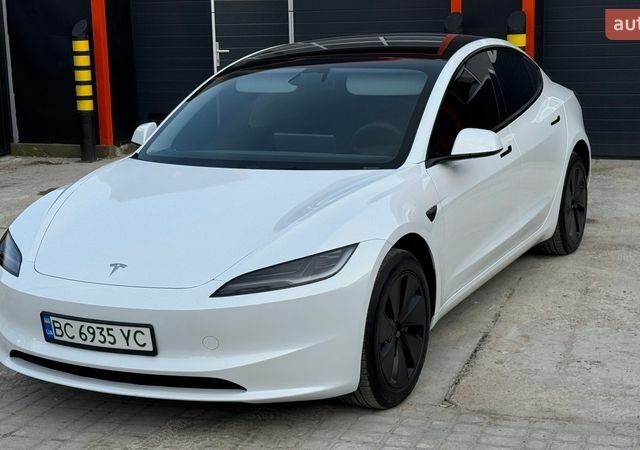 Білий Тесла Модель 3, об'ємом двигуна 0 л та пробігом 34 тис. км за 25300 $, фото 1 на Automoto.ua
