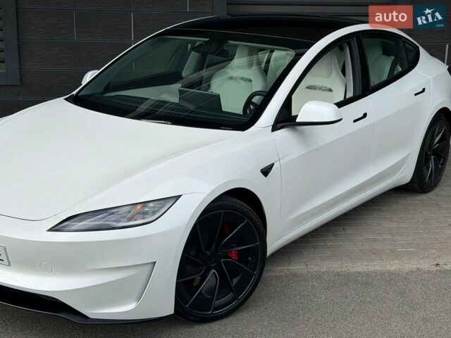 Білий Тесла Модель 3, об'ємом двигуна 0 л та пробігом 1 тис. км за 43000 $, фото 1 на Automoto.ua