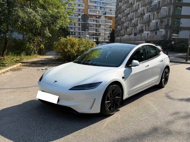 Білий Тесла Модель 3, об'ємом двигуна 0 л та пробігом 13 тис. км за 27851 $, фото 1 на Automoto.ua