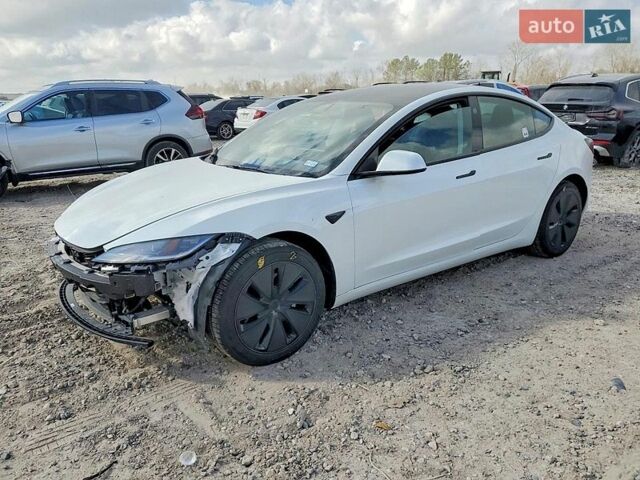 Білий Тесла Модель 3, об'ємом двигуна 0 л та пробігом 2 тис. км за 10000 $, фото 1 на Automoto.ua