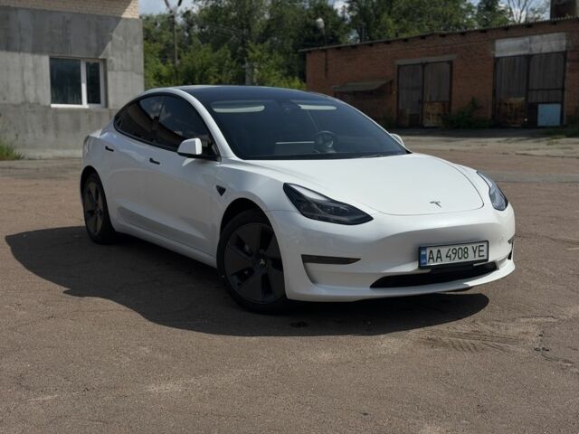 Белый Тесла Модель 3, объемом двигателя 0 л и пробегом 100 тыс. км за 22500 $, фото 1 на Automoto.ua