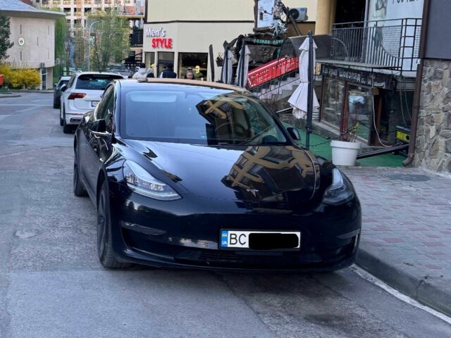 Черный Тесла Модель 3, объемом двигателя 0 л и пробегом 160 тыс. км за 14211 $, фото 1 на Automoto.ua