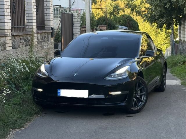 Черный Тесла Модель 3, объемом двигателя 0 л и пробегом 206 тыс. км за 14848 $, фото 1 на Automoto.ua