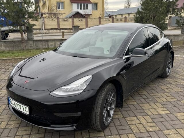 Черный Тесла Модель 3, объемом двигателя 0 л и пробегом 116 тыс. км за 18700 $, фото 1 на Automoto.ua