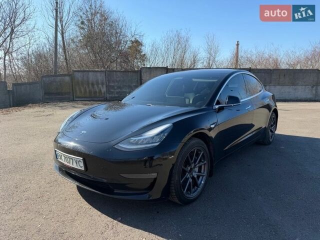 Чорний Тесла Модель 3, об'ємом двигуна 0 л та пробігом 211 тис. км за 14500 $, фото 1 на Automoto.ua