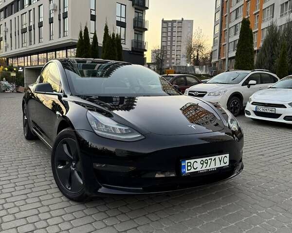 Чорний Тесла Модель 3, об'ємом двигуна 0 л та пробігом 188 тис. км за 16300 $, фото 1 на Automoto.ua