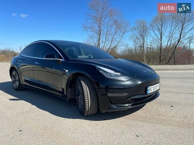Черный Тесла Модель 3, объемом двигателя 0 л и пробегом 104 тыс. км за 15700 $, фото 1 на Automoto.ua