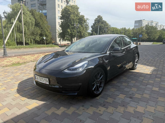 Черный Тесла Модель 3, объемом двигателя 0 л и пробегом 66 тыс. км за 15500 $, фото 1 на Automoto.ua