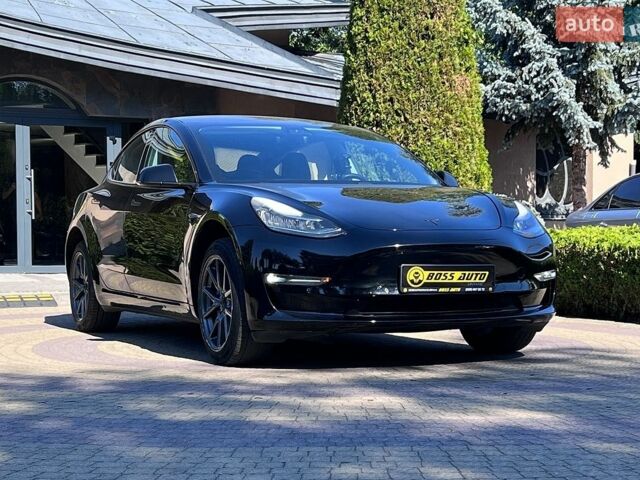 Чорний Тесла Модель 3, об'ємом двигуна 0 л та пробігом 160 тис. км за 16800 $, фото 1 на Automoto.ua