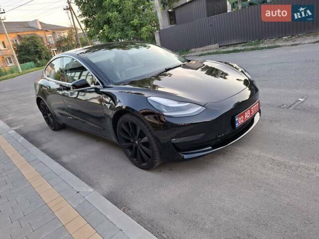 Чорний Тесла Модель 3, об'ємом двигуна 0 л та пробігом 123 тис. км за 18500 $, фото 1 на Automoto.ua