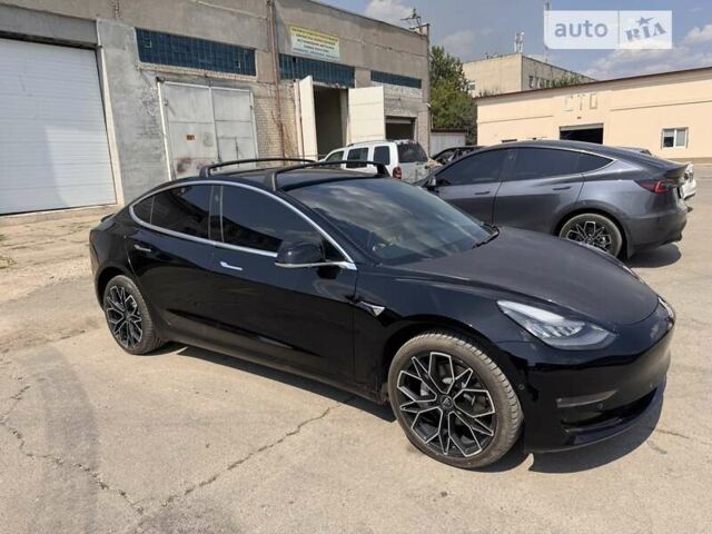 Черный Тесла Модель 3, объемом двигателя 0 л и пробегом 80 тыс. км за 19000 $, фото 1 на Automoto.ua