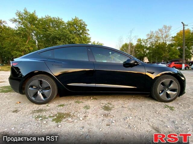 Чорний Тесла Модель 3, об'ємом двигуна 0.25 л та пробігом 79 тис. км за 17500 $, фото 1 на Automoto.ua