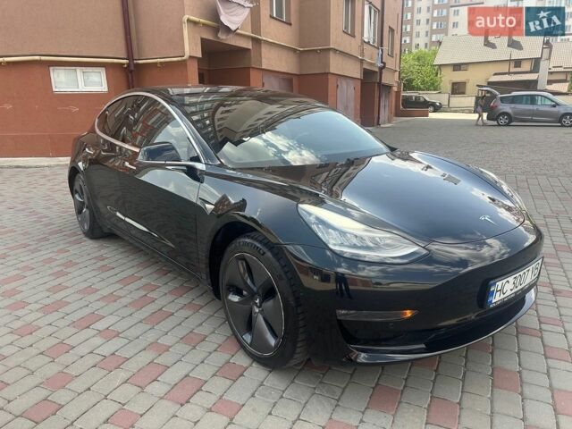 Чорний Тесла Модель 3, об'ємом двигуна 0 л та пробігом 76 тис. км за 17400 $, фото 1 на Automoto.ua