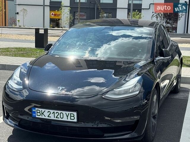Черный Тесла Модель 3, объемом двигателя 0 л и пробегом 98 тыс. км за 17600 $, фото 1 на Automoto.ua