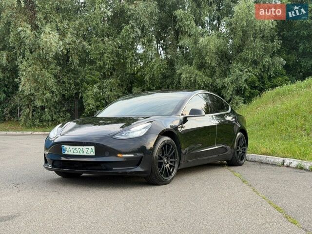 Черный Тесла Модель 3, объемом двигателя 0 л и пробегом 103 тыс. км за 13800 $, фото 1 на Automoto.ua