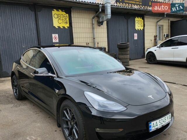 Черный Тесла Модель 3, объемом двигателя 0 л и пробегом 72 тыс. км за 17900 $, фото 1 на Automoto.ua