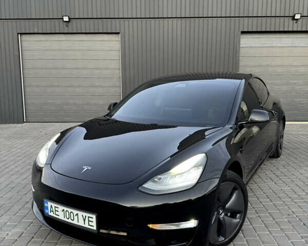 Черный Тесла Модель 3, объемом двигателя 0 л и пробегом 98 тыс. км за 16500 $, фото 1 на Automoto.ua