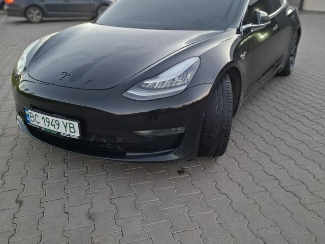 Чорний Тесла Модель 3, об'ємом двигуна 0 л та пробігом 122 тис. км за 17200 $, фото 1 на Automoto.ua