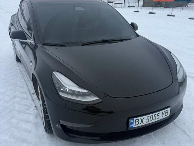 Чорний Тесла Модель 3, об'ємом двигуна 0 л та пробігом 120 тис. км за 18000 $, фото 1 на Automoto.ua