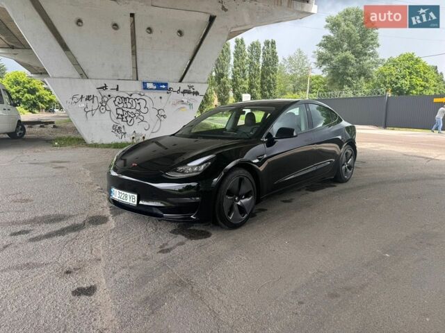 Черный Тесла Модель 3, объемом двигателя 0 л и пробегом 115 тыс. км за 17500 $, фото 1 на Automoto.ua