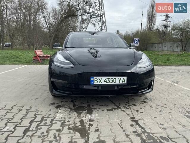 Черный Тесла Модель 3, объемом двигателя 0 л и пробегом 103 тыс. км за 17500 $, фото 1 на Automoto.ua