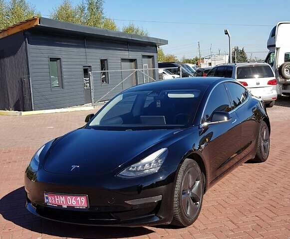 Чорний Тесла Модель 3, об'ємом двигуна 0 л та пробігом 203 тис. км за 16500 $, фото 1 на Automoto.ua