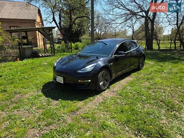 Черный Тесла Модель 3, объемом двигателя 0 л и пробегом 191 тыс. км за 16300 $, фото 1 на Automoto.ua