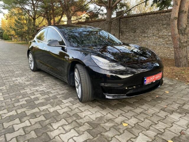 Черный Тесла Модель 3, объемом двигателя 0 л и пробегом 160 тыс. км за 14500 $, фото 1 на Automoto.ua