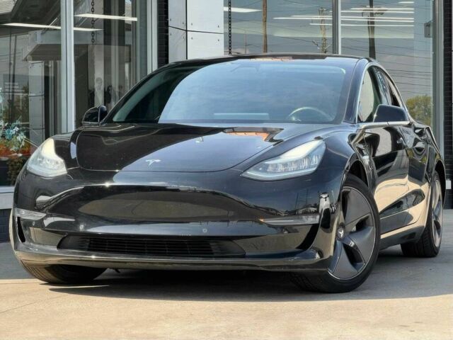 Чорний Тесла Модель 3, об'ємом двигуна 0 л та пробігом 49 тис. км за 5100 $, фото 1 на Automoto.ua