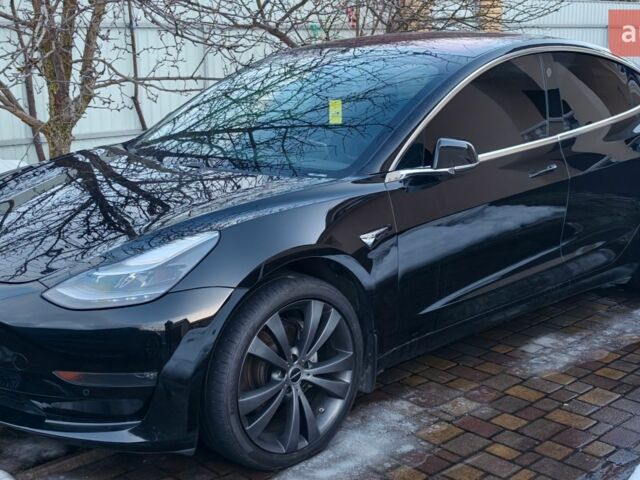 Чорний Тесла Модель 3, об'ємом двигуна 0 л та пробігом 53 тис. км за 20500 $, фото 1 на Automoto.ua