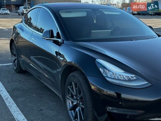 Черный Тесла Модель 3, объемом двигателя 0 л и пробегом 65 тыс. км за 20500 $, фото 1 на Automoto.ua